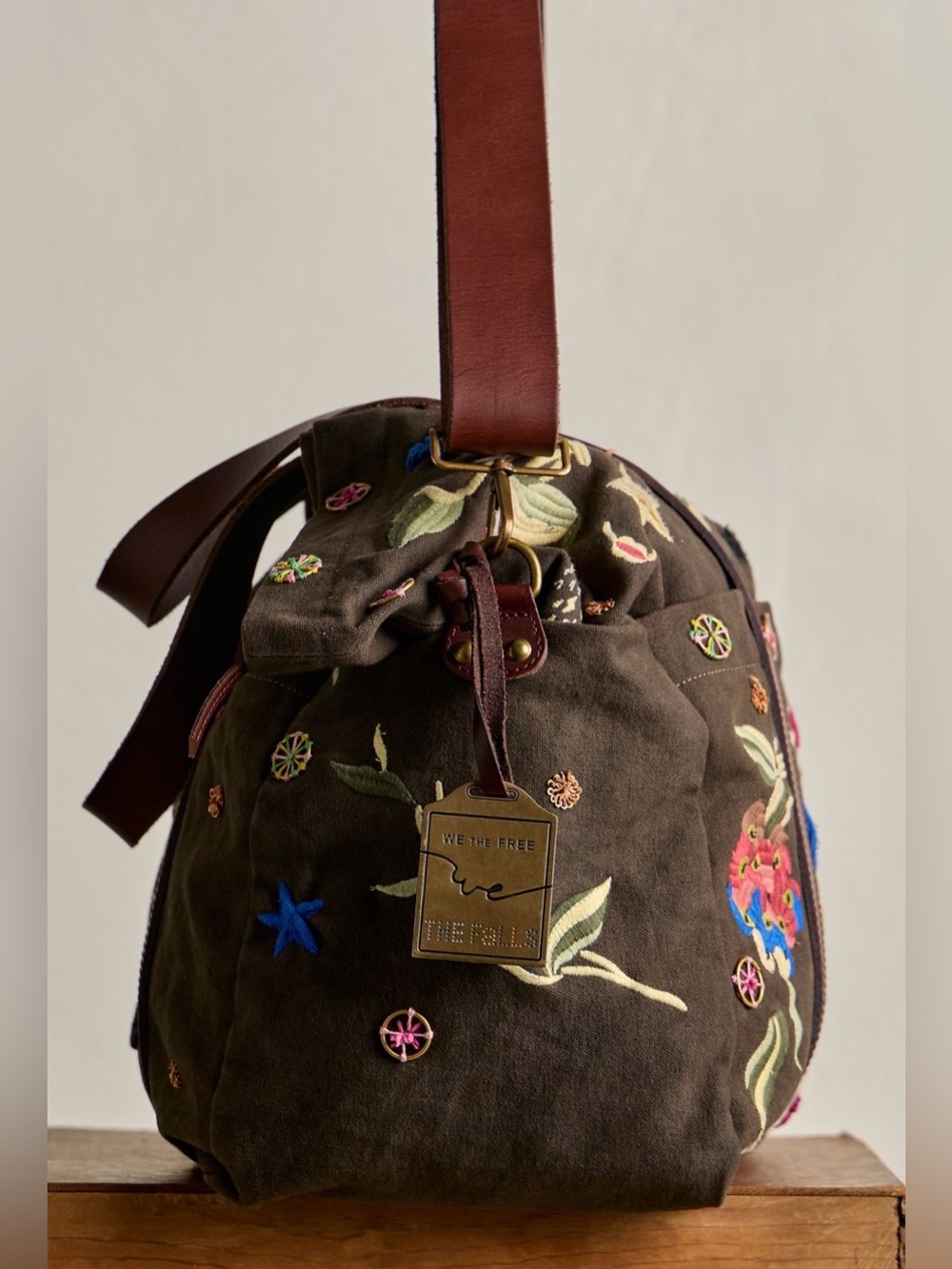 Free People We The Free x The Falls Weekend Bag
NWT - Picture 4 of 5